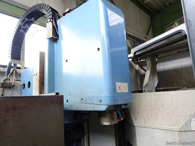 CNC machining center MAZAK VTC-20C