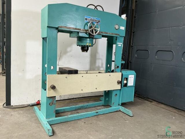 Hydraulic presses  Sahinler DK 1570-150 2004 Sahinler 