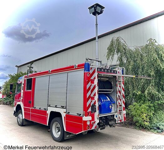 Fire engine HLF 20 Atego 1529 Rosenbauer Mercedes Benz Atego 1529 Feuerwehr HLF 20