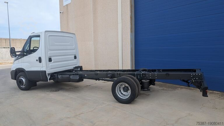Truck chassis iveco 72c18