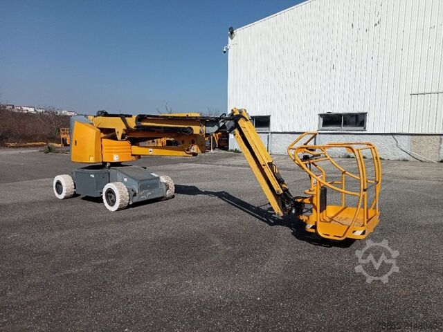 Gelenkarbeitsbühne Haulotte HA15 IP