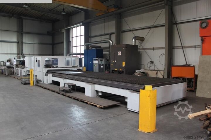 Laserschneidmaschine BYSTRONIC Bystar L 4025-8