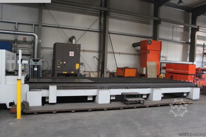 Laserschneidmaschine BYSTRONIC Bystar L 4025-8