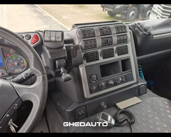 Standard tractor unit MAGIRUS IVECO MAGIRUS 260S/E4 - IVECO MAGIRUS 260S/E4