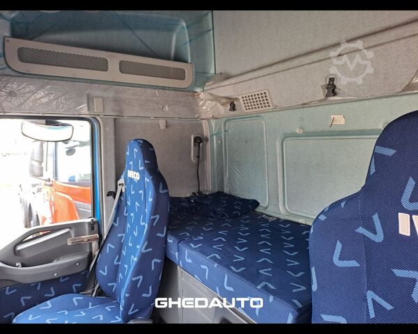 Standard tractor unit MAGIRUS IVECO MAGIRUS 260S/E4 - IVECO MAGIRUS 260S/E4