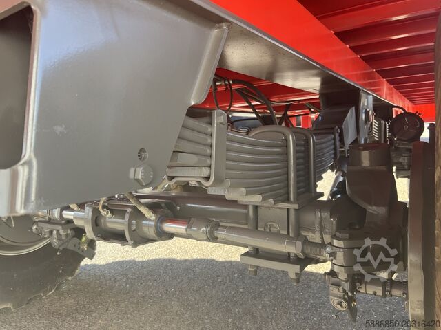 Trailer for Palox, straw