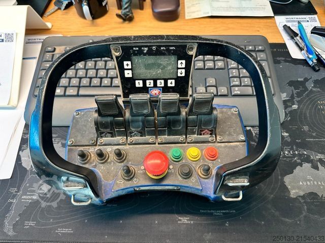 Dreiseitenkipper LKW MERCEDES-BENZ Axor 1833 4x2 BL MEILLER DSK & HMF 1120 K-2  LK