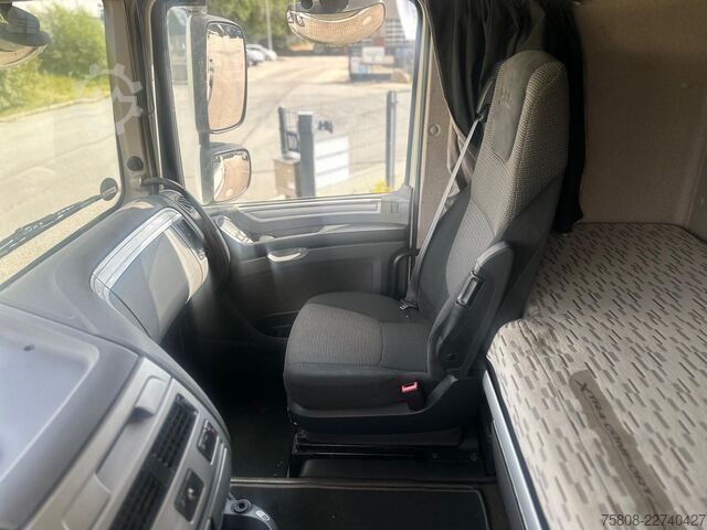 LKW-Fahrgestell DAF XF440 6x2 SSC Fahrgestell Lenkachse ACC