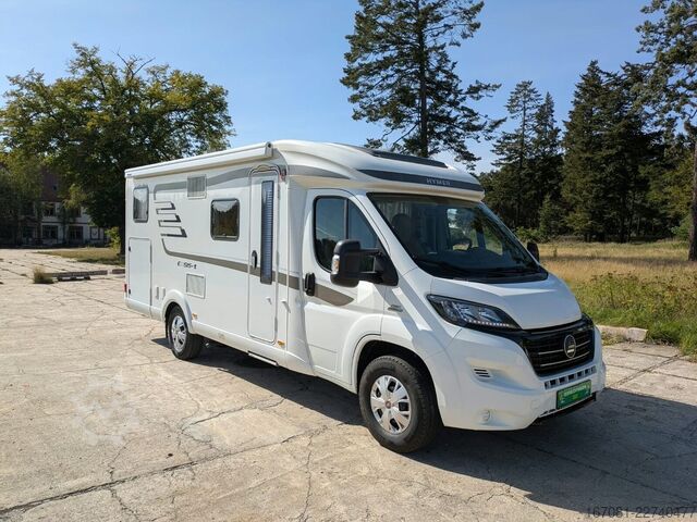 Teilintegriertes Wohnmobil HYMER/ERIBA Exsis-t 588