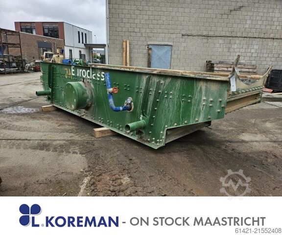 Siebmaschine Främbs & Freudenberg 15/50-2,5 Främbs & Freudenberg Type: Euroclass Surface: 5000 x 1500 mm – 2,5 Decks Incl.: E-motor & springs Screening machine Främbs & Freudenberg 15/50-2,5