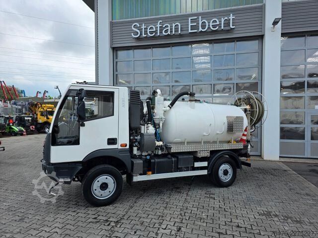 Suction vehicle Aebi Schmidt MT 750 Reinex 3m³ AHK