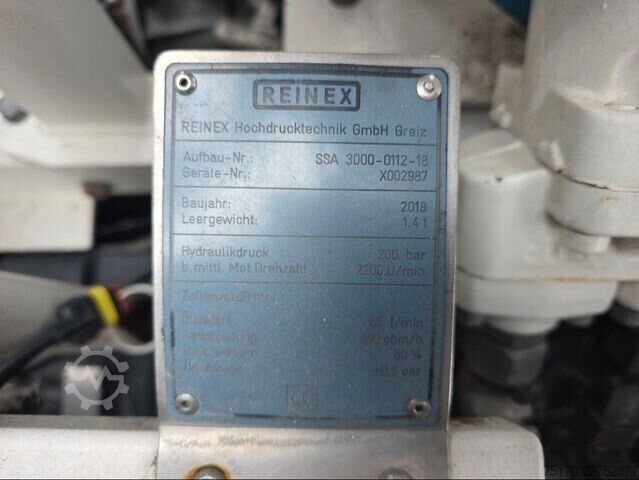 Suction vehicle Aebi Schmidt MT 750 Reinex 3m³ AHK