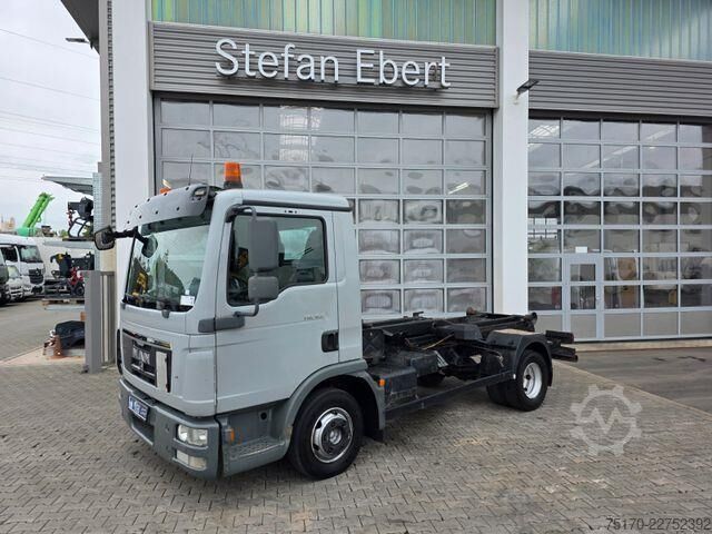  MAN TGL 8.220 4x2 BB Atlas ARK62/04177 AHK 3 Sitze