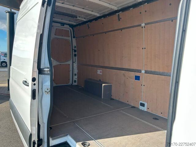 High-roof van Mercedes-Benz Sprinter 317 CDI 4325 9G Klima Kamera SHZ