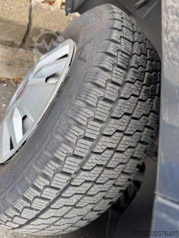 Kleinbus FIAT Ducato Kombi 33 150 L1H1 / 8 SITZER / AHK