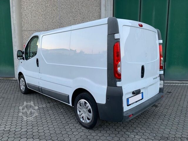 Pick-up Opel Vivaro 27 Van L1 H1   CAMBIO GUASTO