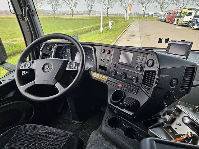 Refrigerated/frozen transport MERCEDES-BENZ ANTOS 1835 FRIGO TAILLIFT