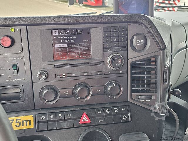 Refrigerated/frozen transport MERCEDES-BENZ ANTOS 1835 FRIGO TAILLIFT