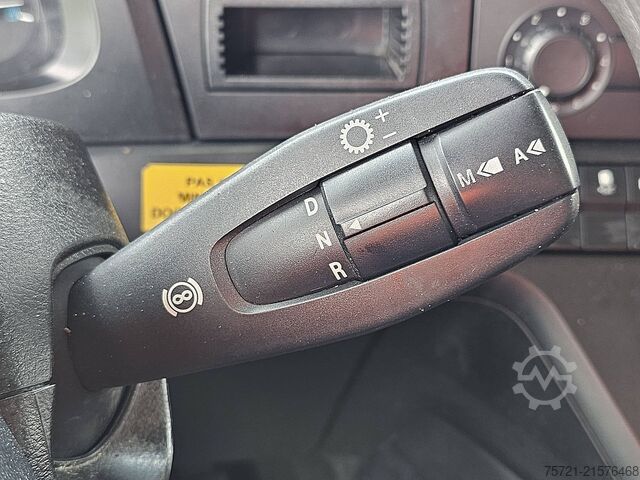 Refrigerated/frozen transport MERCEDES-BENZ ANTOS 1835 FRIGO TAILLIFT