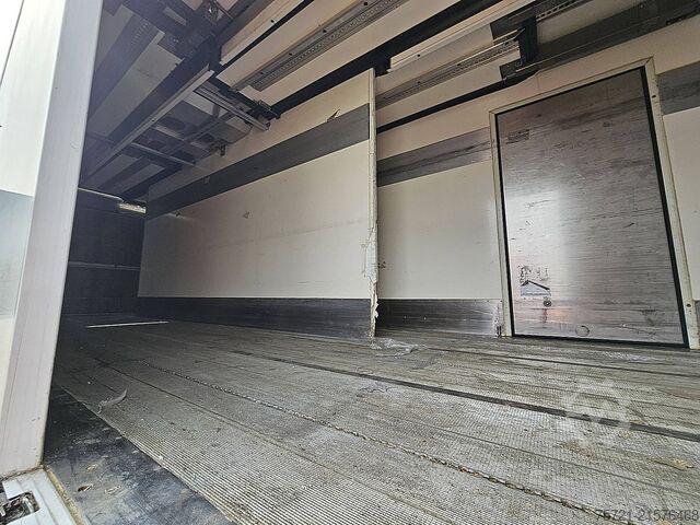Refrigerated/frozen transport MERCEDES-BENZ ANTOS 1835 FRIGO TAILLIFT