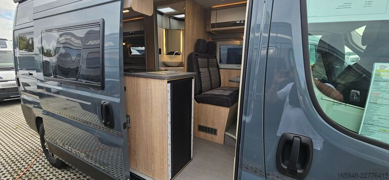Campervan PÖSSL PÖSSL Summit 600 L Premium Paket Automatik