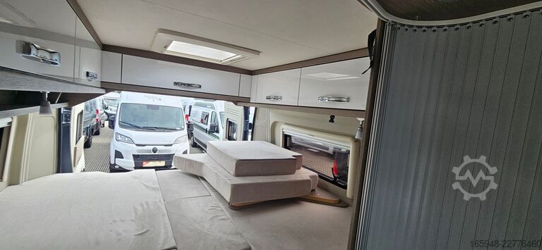 Campervan PÖSSL PÖSSL Roadstar 600 L*Längsbetten auf 6m