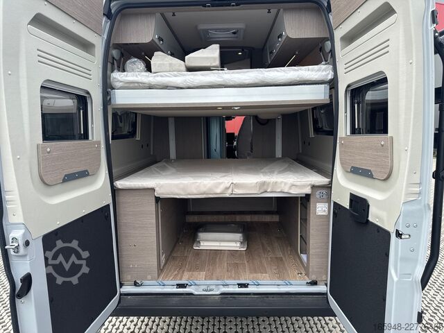 Campervan PÖSSL PÖSSL Roadcruiser Revolution*Automatik*140PS