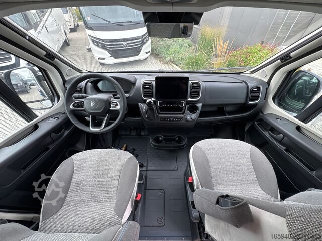 Campervan PÖSSL PÖSSL Roadcruiser Revolution*Automatik*140PS