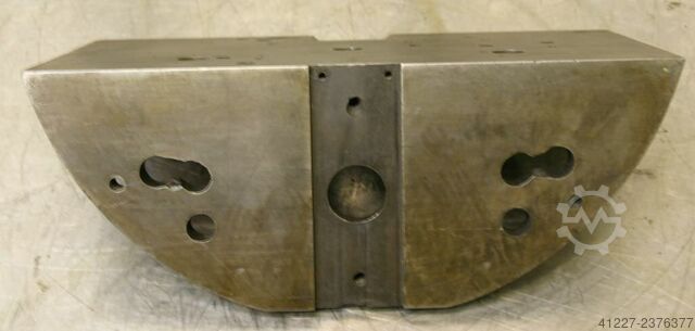 Clamping angle Guss 151/391/H191 mm