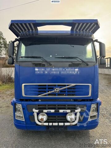 Autotransporter Volvo FH12 4x2 Car freight w/ Lohr trailer
