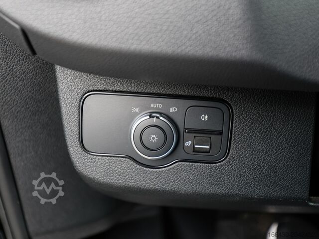 Panel van Mercedes-Benz Sprinter 319 CDI L2H1 Mixto AHK Standhz. Dist