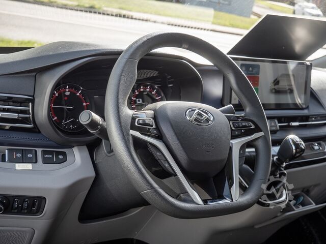 Minibus Maxus DELIVER 9