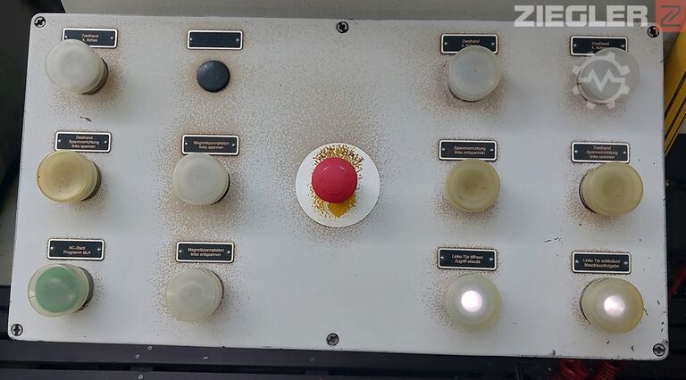 Vertikal-Doppelplatz-Bearbeitungszentrum AXA DBZ 40