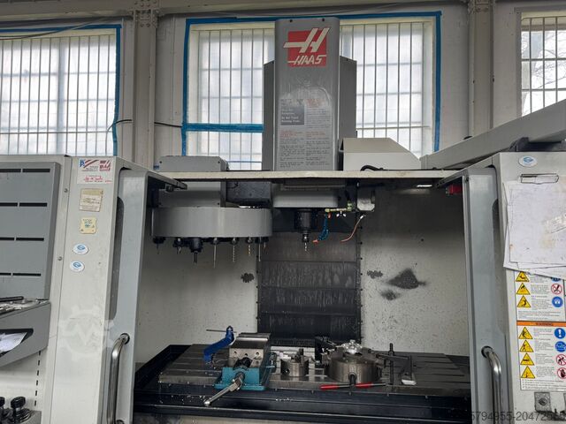 Vertikales Bearbeitungszentrum HAAS VF-4