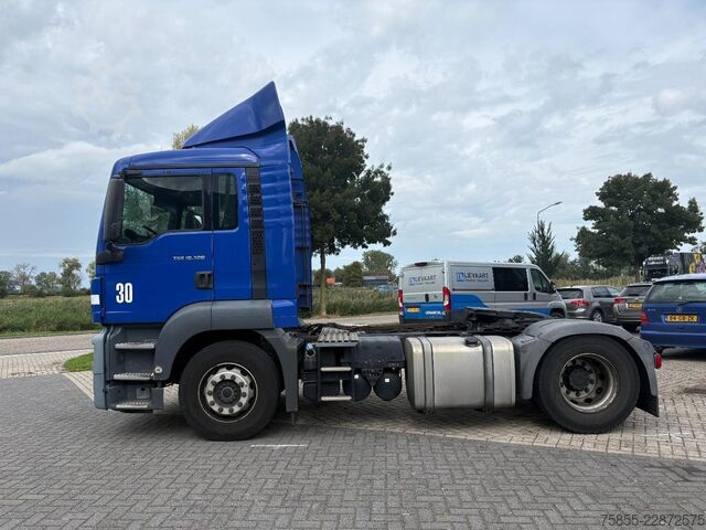 Standard tractor MAN TGS 18.320 Euro 6 / 728.000 KM / NL Truck