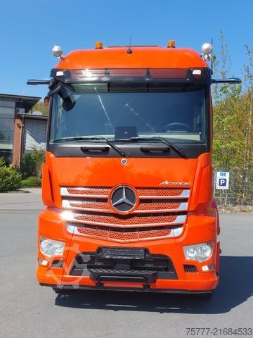 Standard tractor unit MERCEDES-BENZ Actros 1848 Stream Space-MP 5- Retarder-