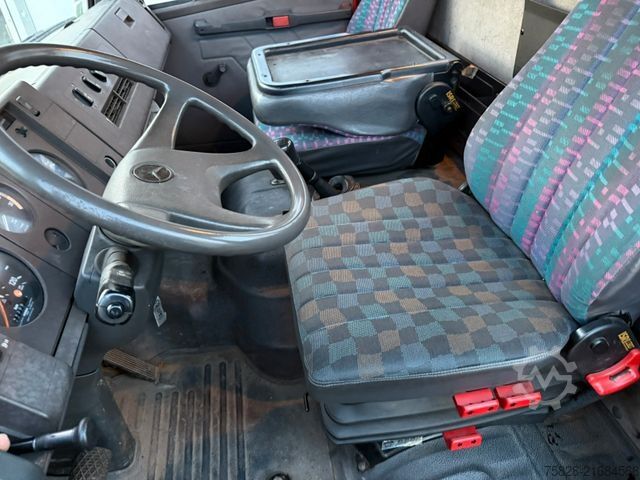 LKW mit Pritsche (offen) MERCEDES-BENZ Ecoliner 1520  / Maschinen / Traktoren Transport