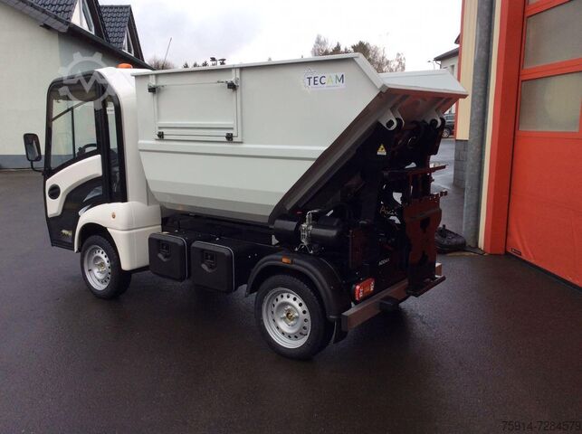 Compact van Addax MTN 110km 60km/h
