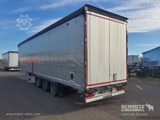 Open semitrailer with tarp Schmitz Cargobull Curtainsider Mega Getränke