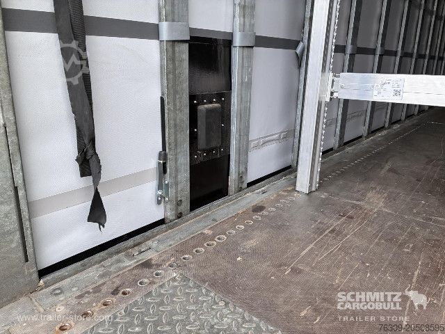 Open semitrailer with tarp Schmitz Cargobull Curtainsider Mega Getränke
