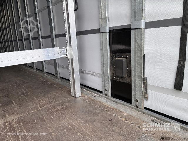 Open semitrailer with tarp Schmitz Cargobull Curtainsider Mega Getränke