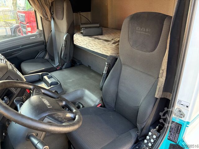 Hook arm system DAF CF 460 8X2 ADR VDL HAAKARM / MANUEL + PTO