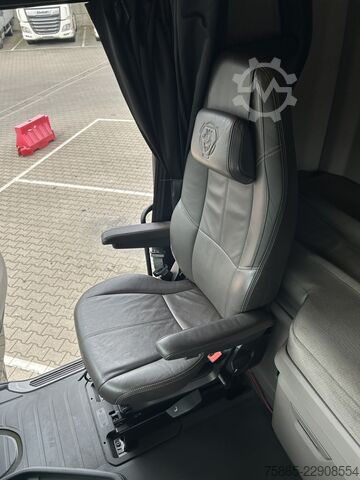 Standard tractor Scania S450 Highline / Retarder / 802 dkm / Tacho V2 /...