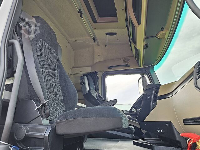Standard-SZM MERCEDES-BENZ ACTROS 1843