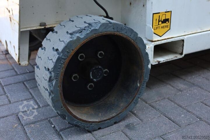 Scherenhebebühne Holland Lift Ecostar HL-11812 Electric, 14m Working Height, 300