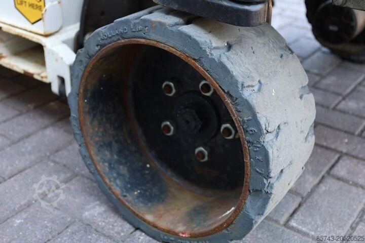 Scherenhebebühne Holland Lift Ecostar HL-11812 Electric, 14m Working Height, 300