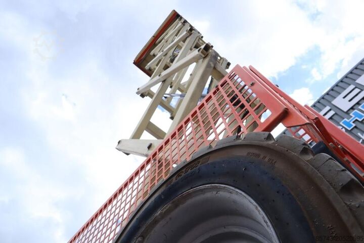 Scissor lift JLG 4069LE Electric, 14.2m Working Height, 360kg Capac