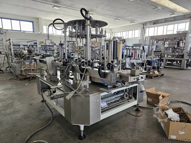 Etikettiermaschine P.E. Labellers Rotary 770 8T 3S 3E