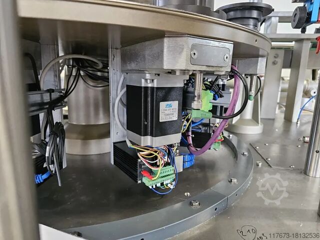 Etikettiermaschine P.E. Labellers Rotary 770 8T 3S 3E