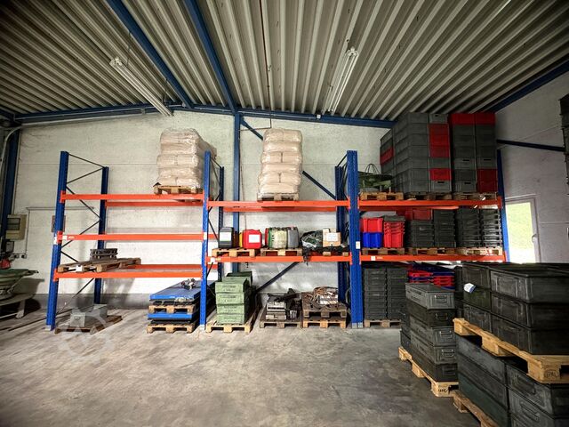 Heavy-duty shelving unit without contents KAISER + KRAFT heavy-duty shelving without contents